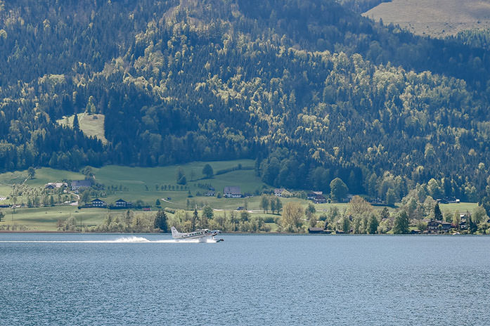 Ihr Hochzeitsfotograf macht mit Ihnen jedes spektakuläre Hochzeitsfotos, auch im Wasserflugzeug am Wolfgangsee!